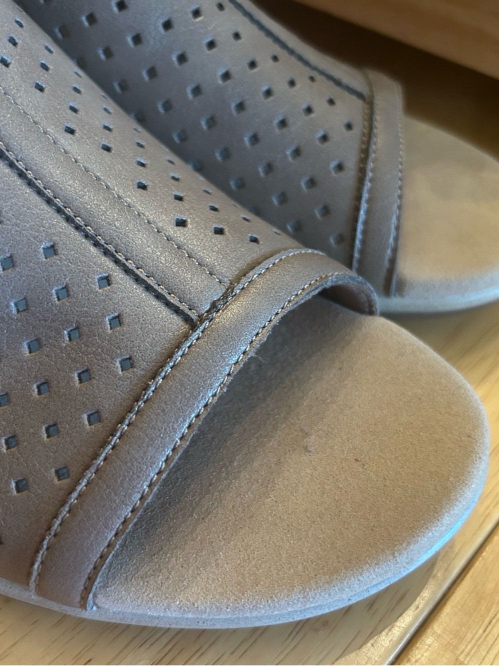 Orthofeet Hazel Comfort Sandals in Taupe 7.5 wedge Velcro comfortable walking - Picture 5 of 13